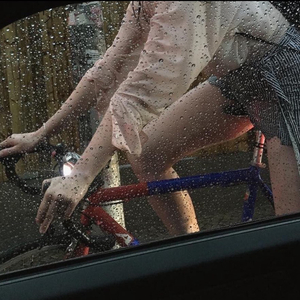 后入姐姐的大屁股
